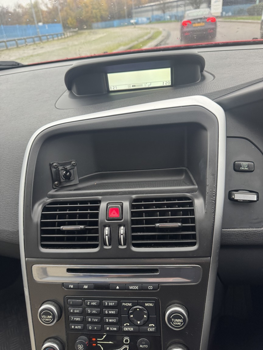 Used Volvo XC60 2010 for sale - 76762153: Photo 21