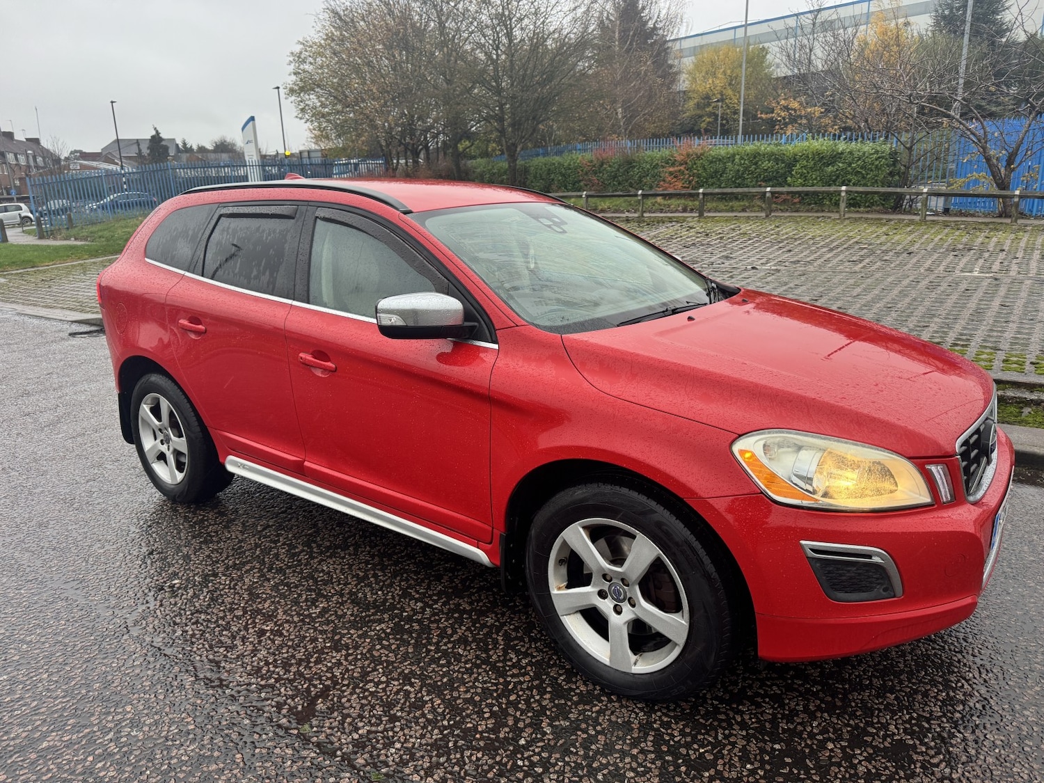 Used Volvo XC60 2010 for sale - 76762153: Photo 8