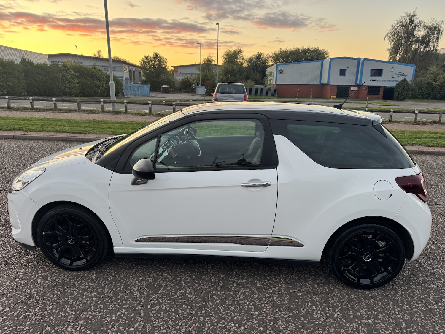 Used DS Automobiles DS 3 2016 for sale - 76624451: Photo 3