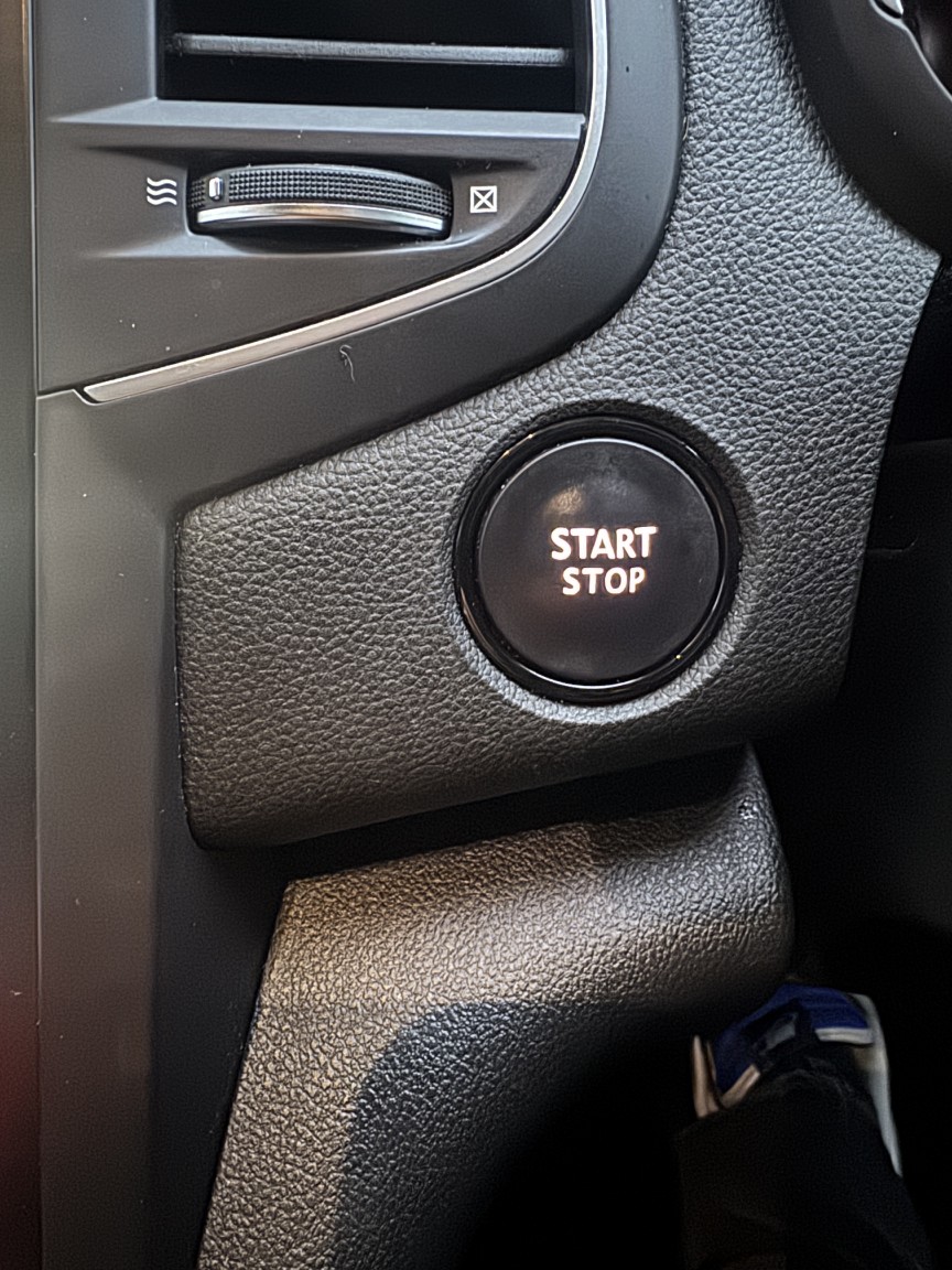 Used Renault Megane 2017 for sale - 76483031: Photo 21