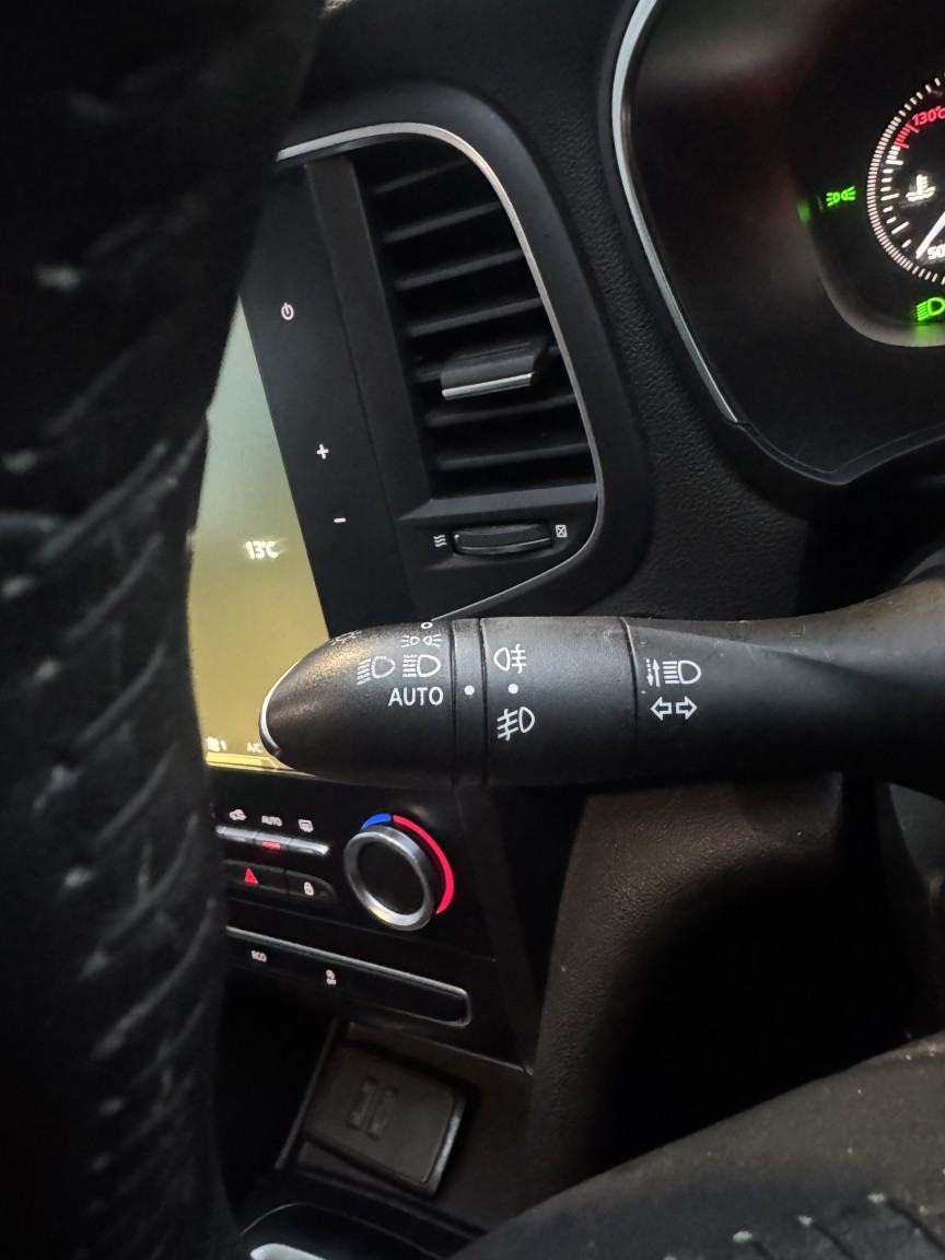 Used Renault Megane 2017 for sale - 76483031: Photo 23