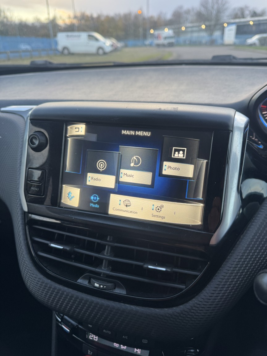 Used Peugeot 2008 2014 for sale - 77271033: Photo 20