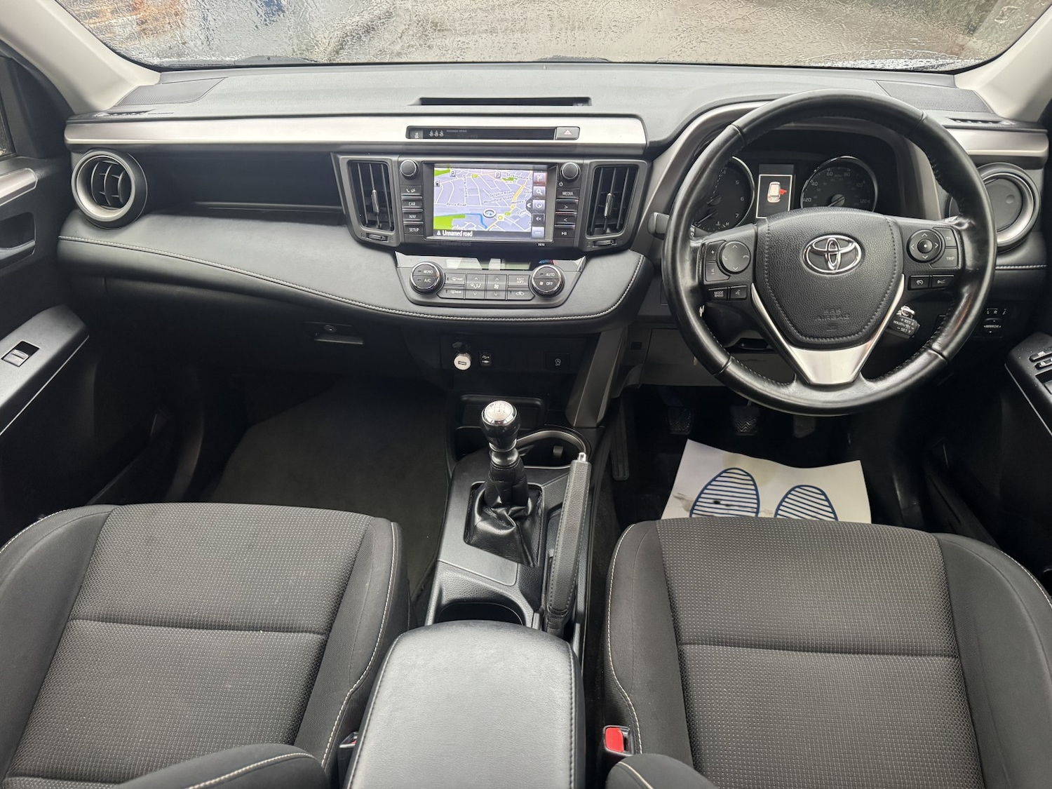 Used Toyota RAV4 2017 for sale - 76945571: Photo 17