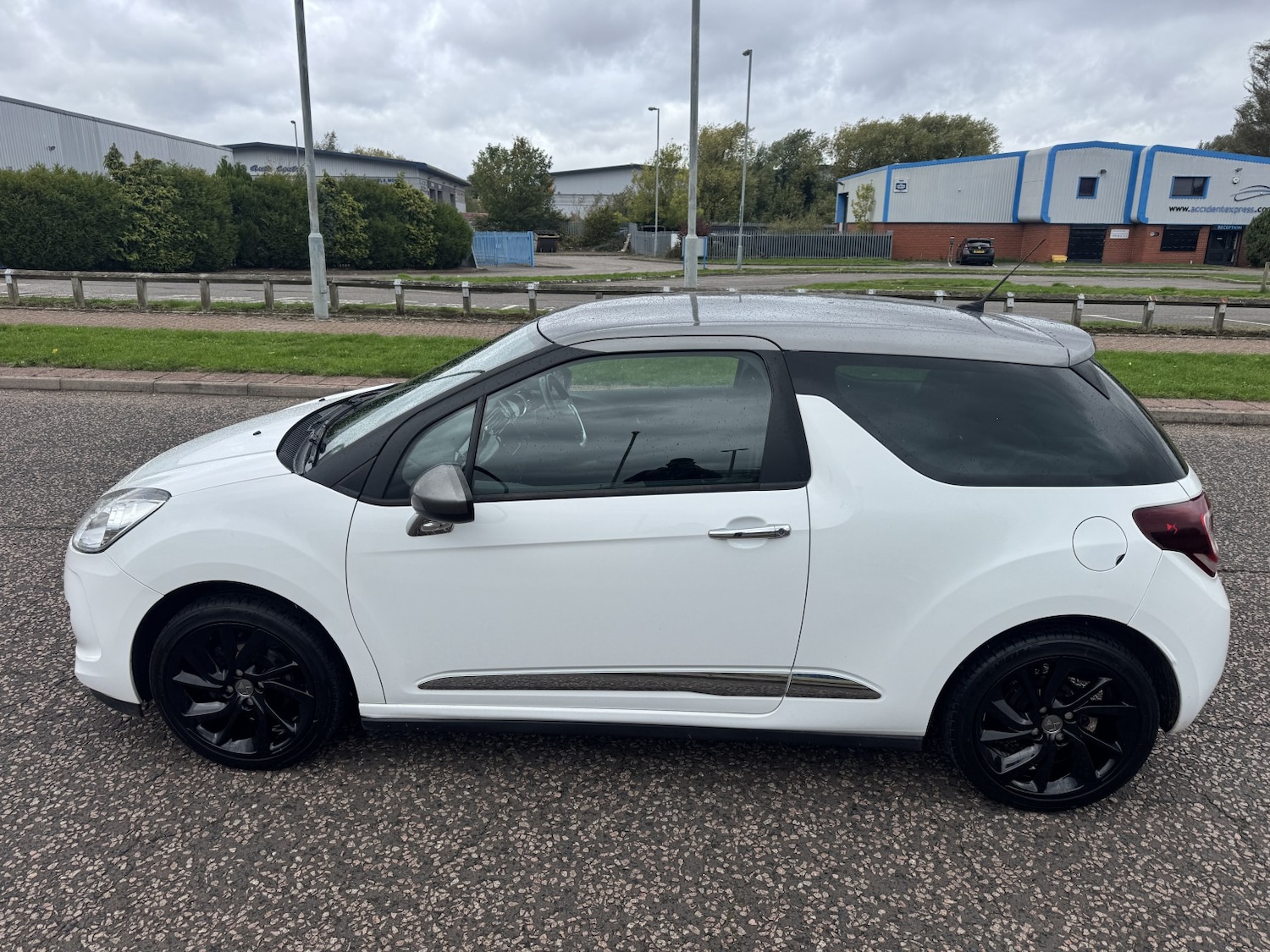 Used DS Automobiles DS 3 2015 for sale - 76174026: Photo 8