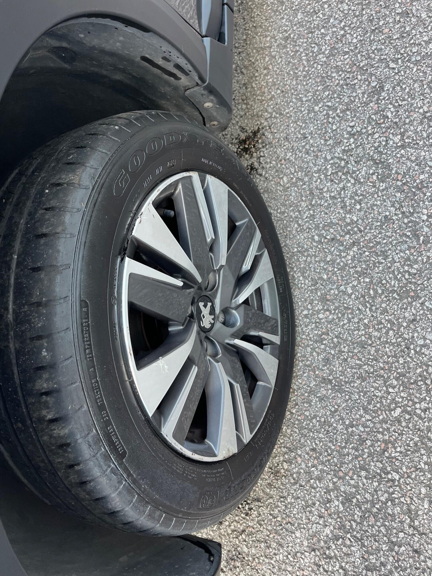 Used Peugeot 2008 2017 for sale - 76793443: Photo 17