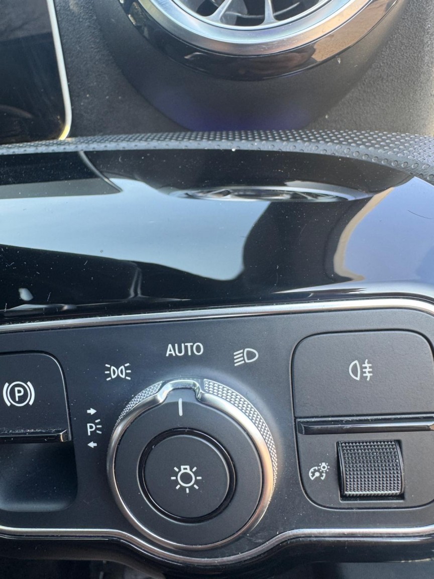 Used Mercedes-Benz A-Class 2018 for sale - 78121602: Photo 28