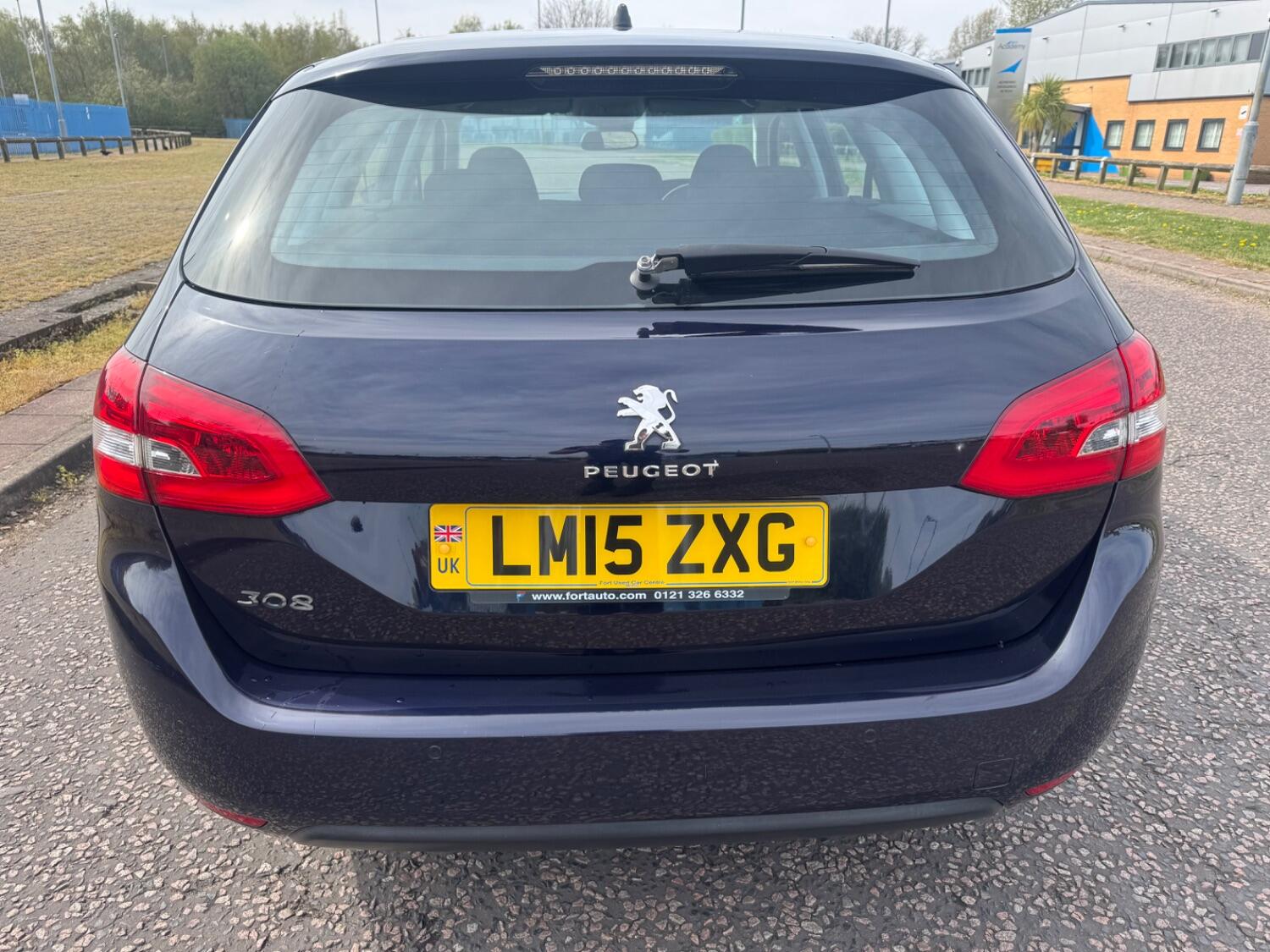 Used Peugeot 308 2015 for sale - 77774805: Photo 2
