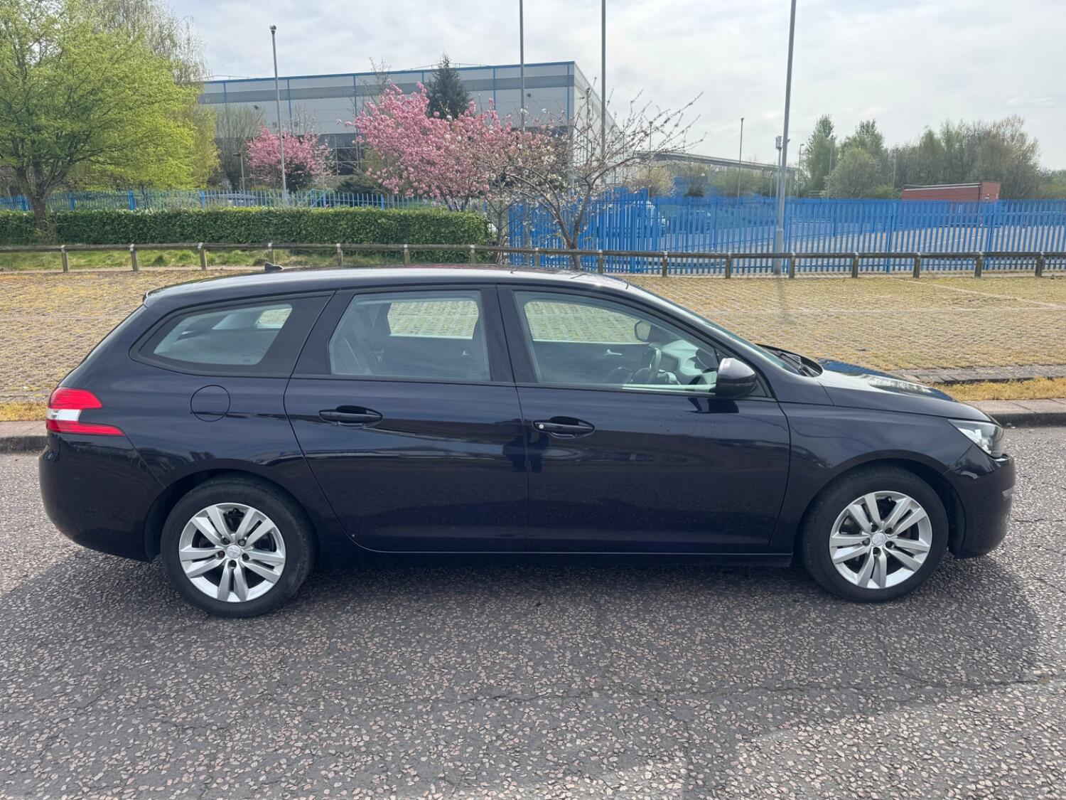 Used Peugeot 308 2015 for sale - 77774805: Photo 4