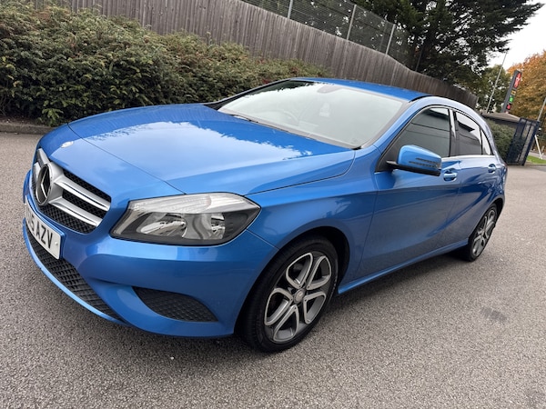 Used Mercedes-Benz A-Class 2015 for sale - 76249312: Photo 2