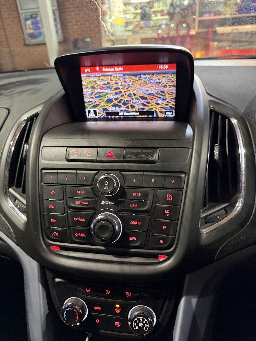 Used Vauxhall Zafira 2014 for sale - 76583287: Photo 21