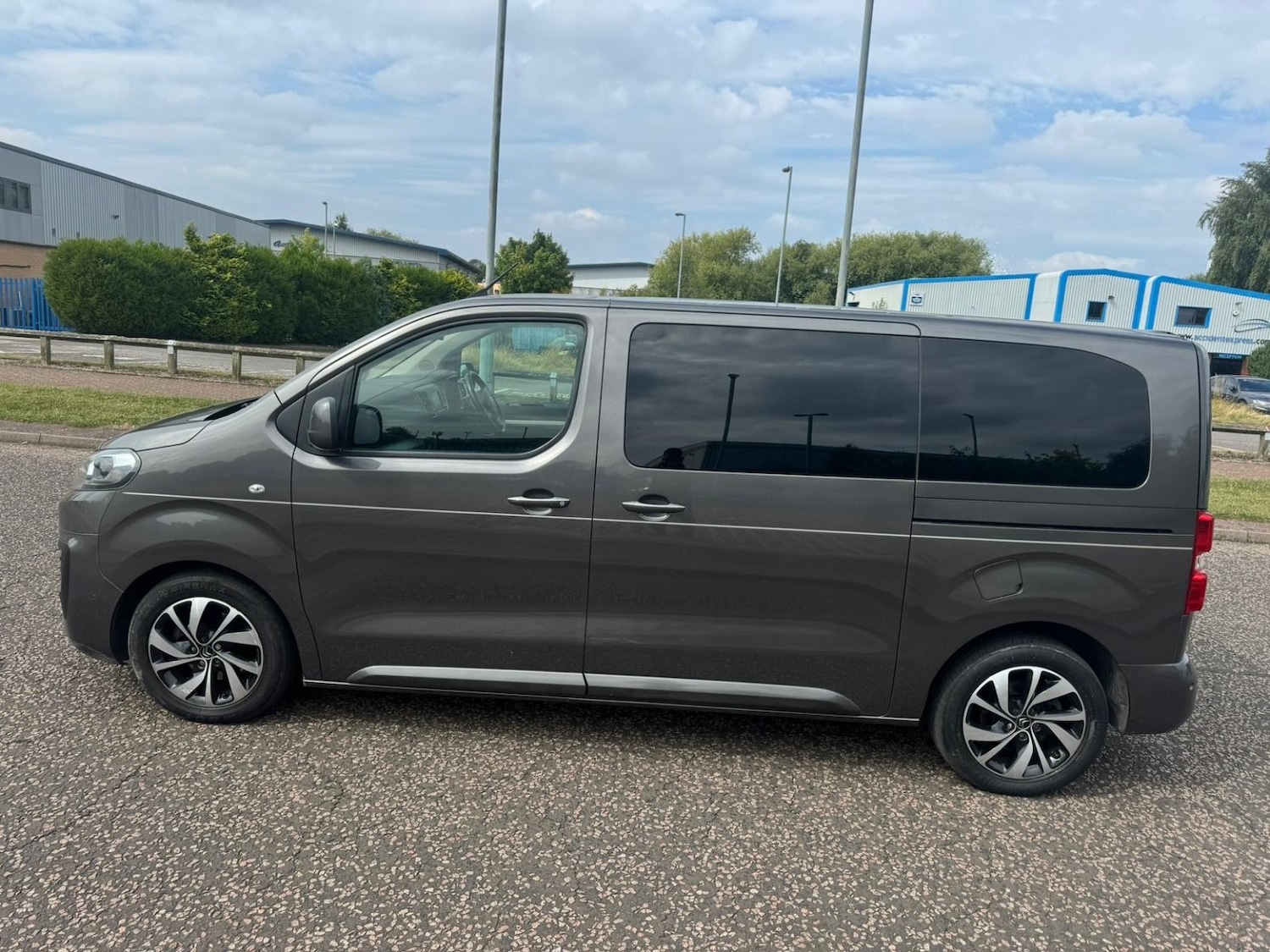 Used Citroen Space Tourer 2018 for sale - 77395248: Photo 2