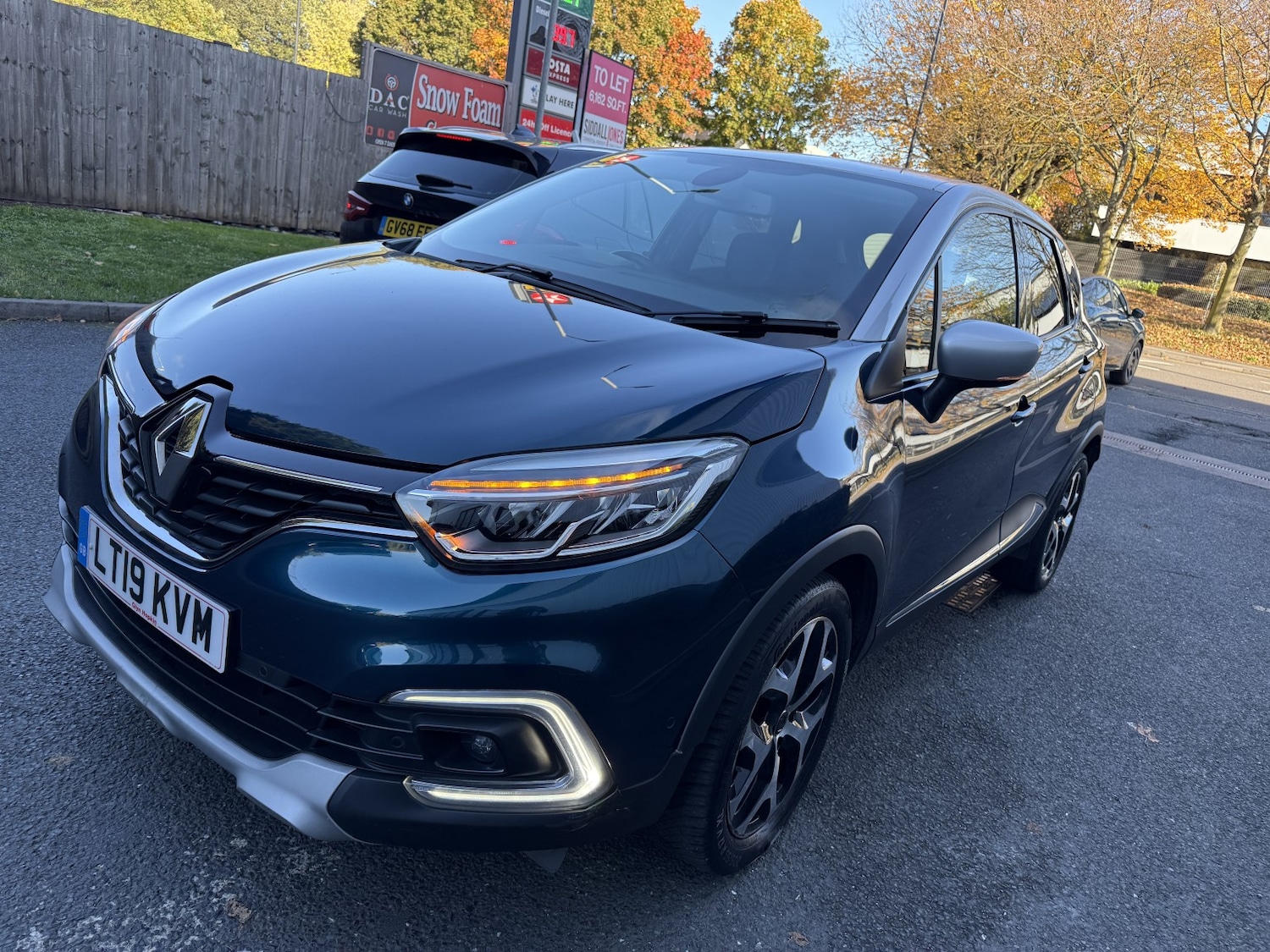 Used Renault Captur 2019 for sale - 76374187: Photo 2