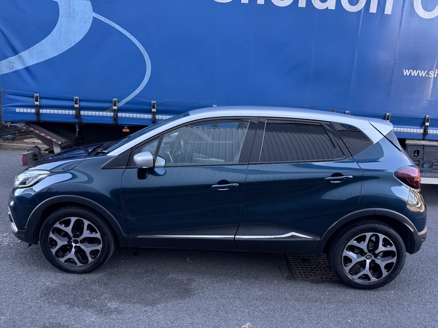 Used Renault Captur 2019 for sale - 76374187: Photo 3