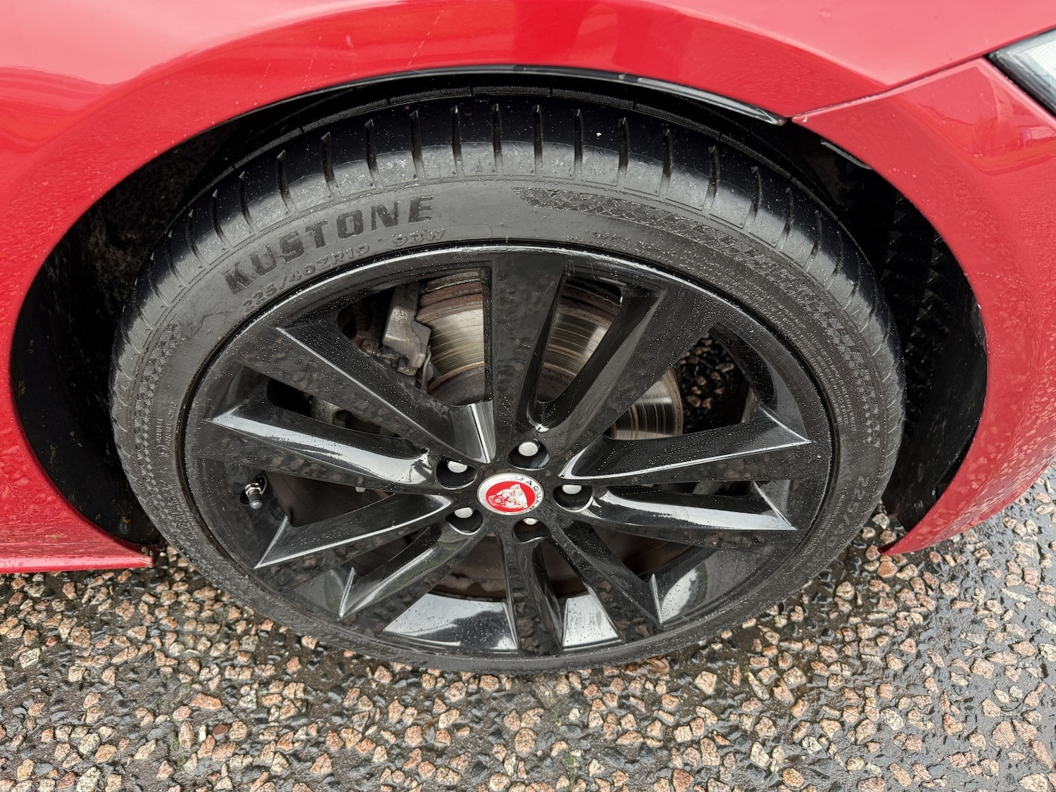 Used Jaguar XE 2015 for sale - 76517790: Photo 10