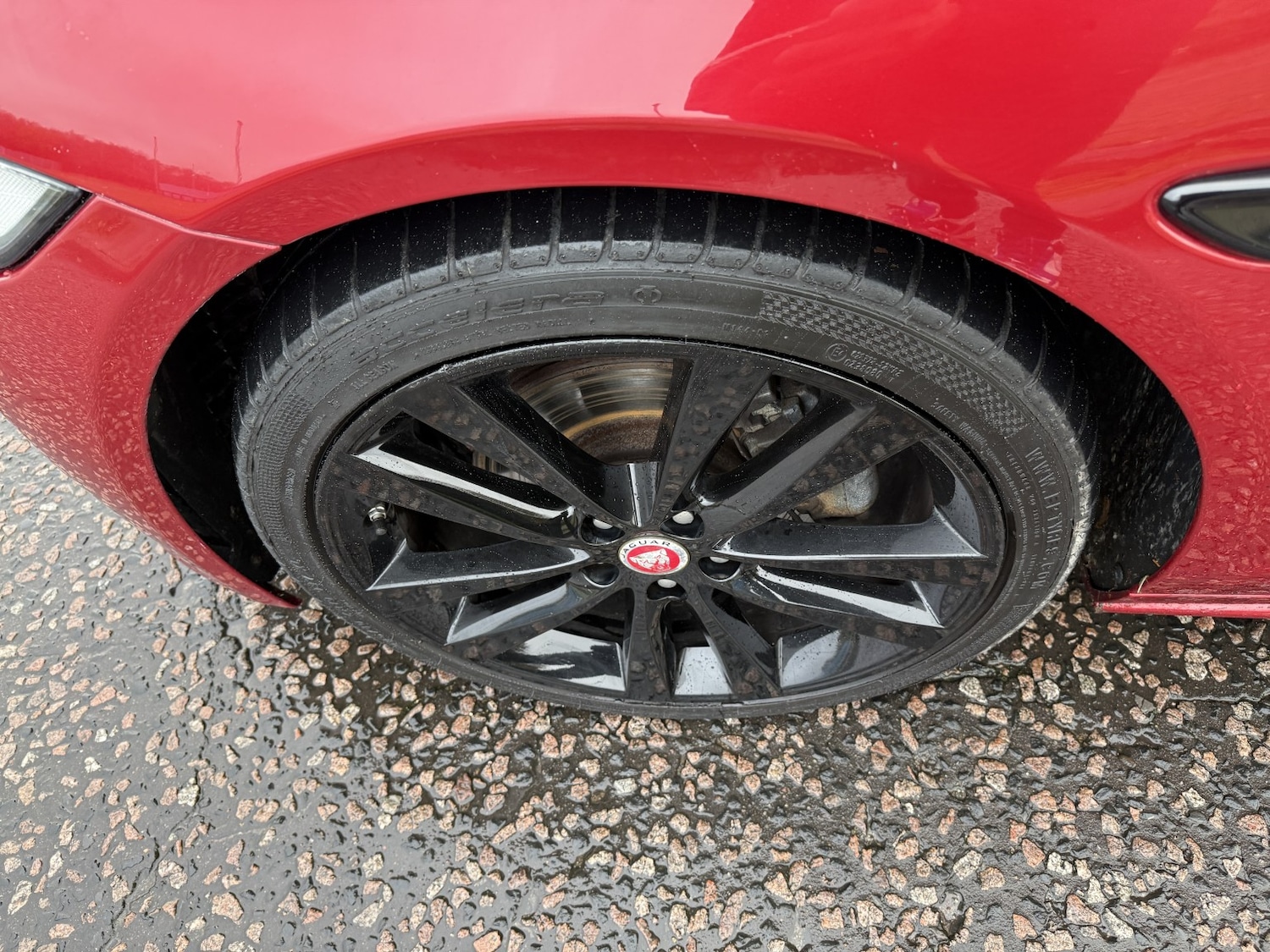 Used Jaguar XE 2015 for sale - 76517790: Photo 13