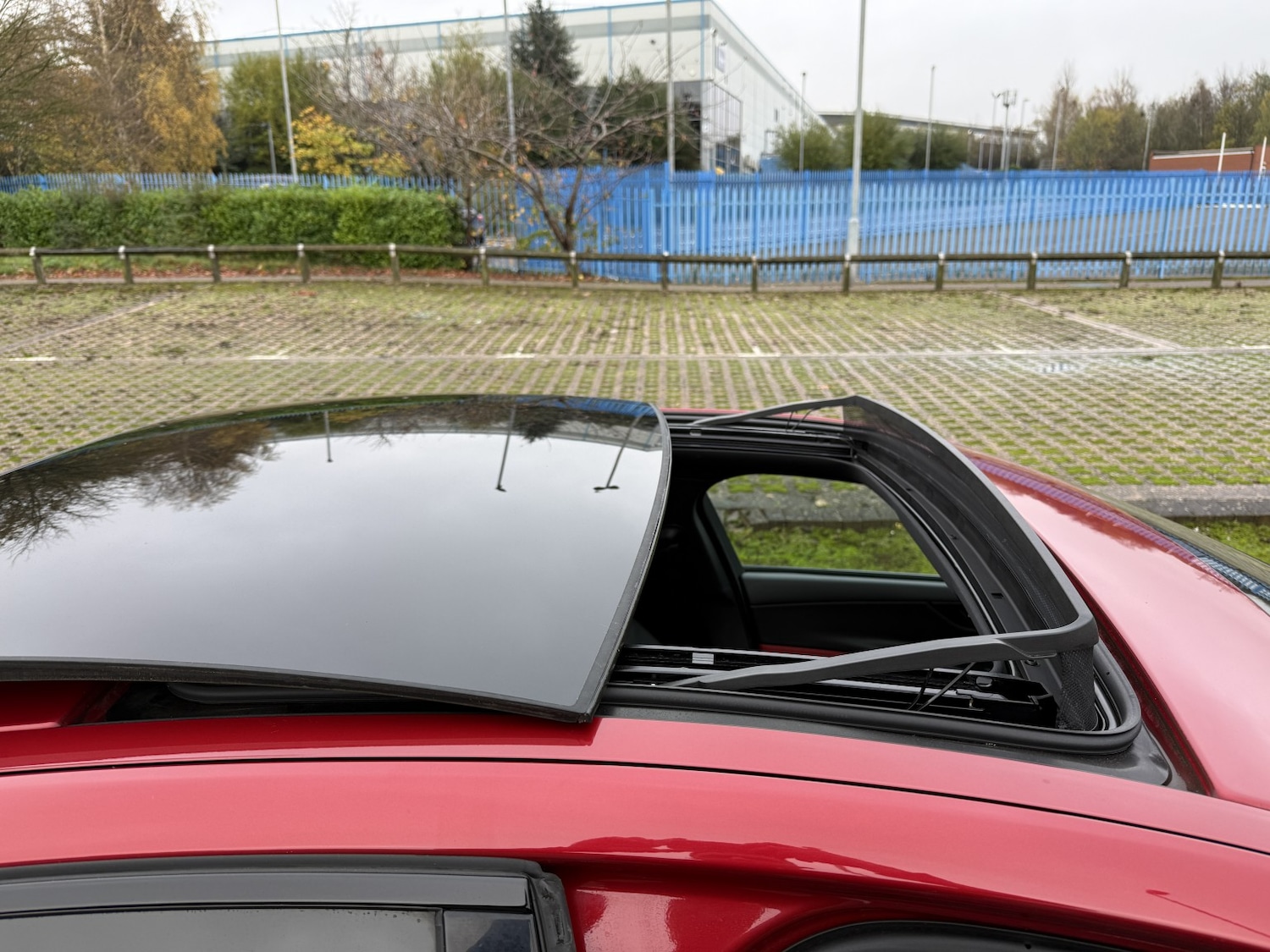 Used Jaguar XE 2015 for sale - 76517790: Photo 23