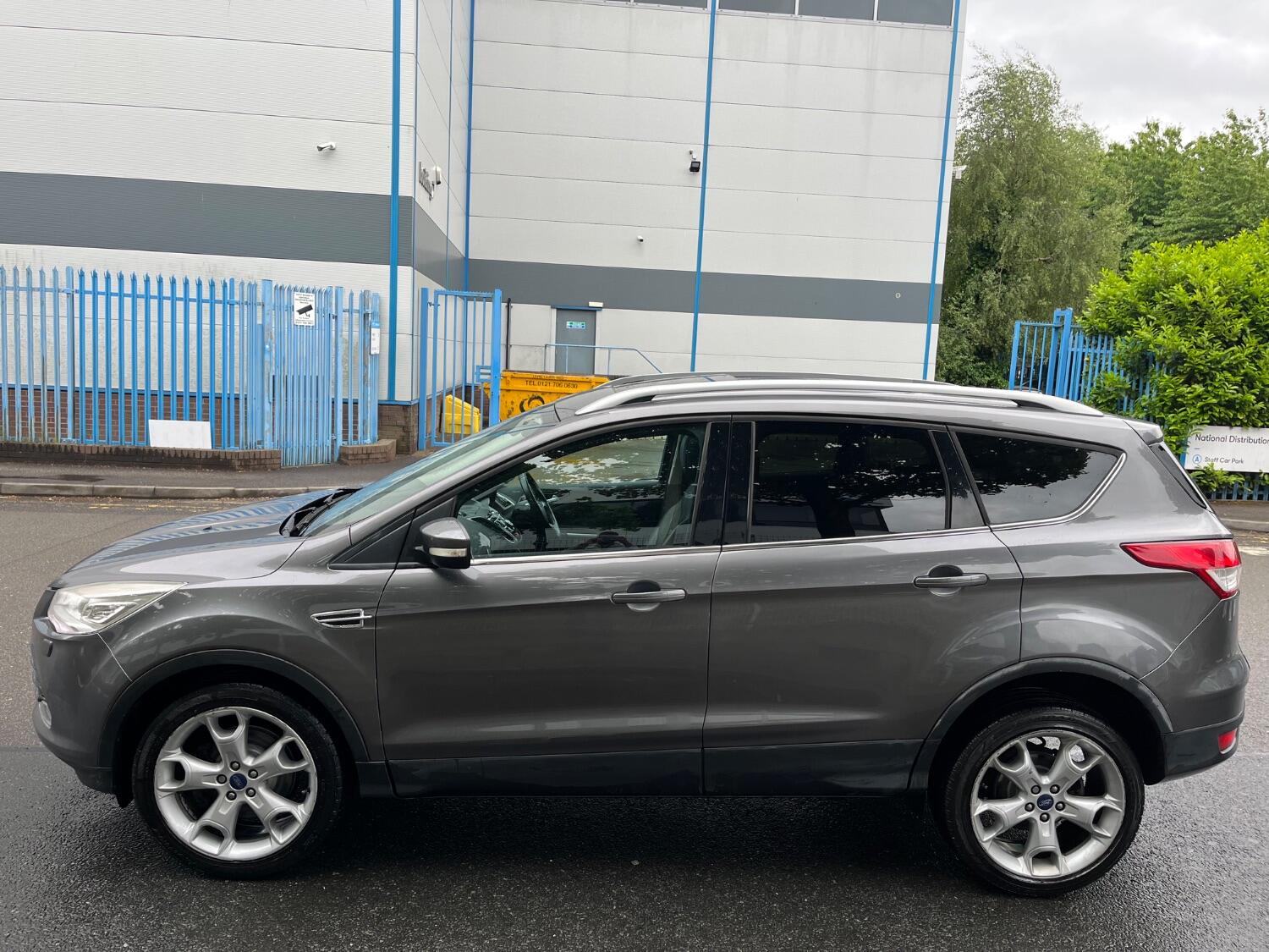 Used Ford Kuga 2014 for sale - 77464483: Photo 2