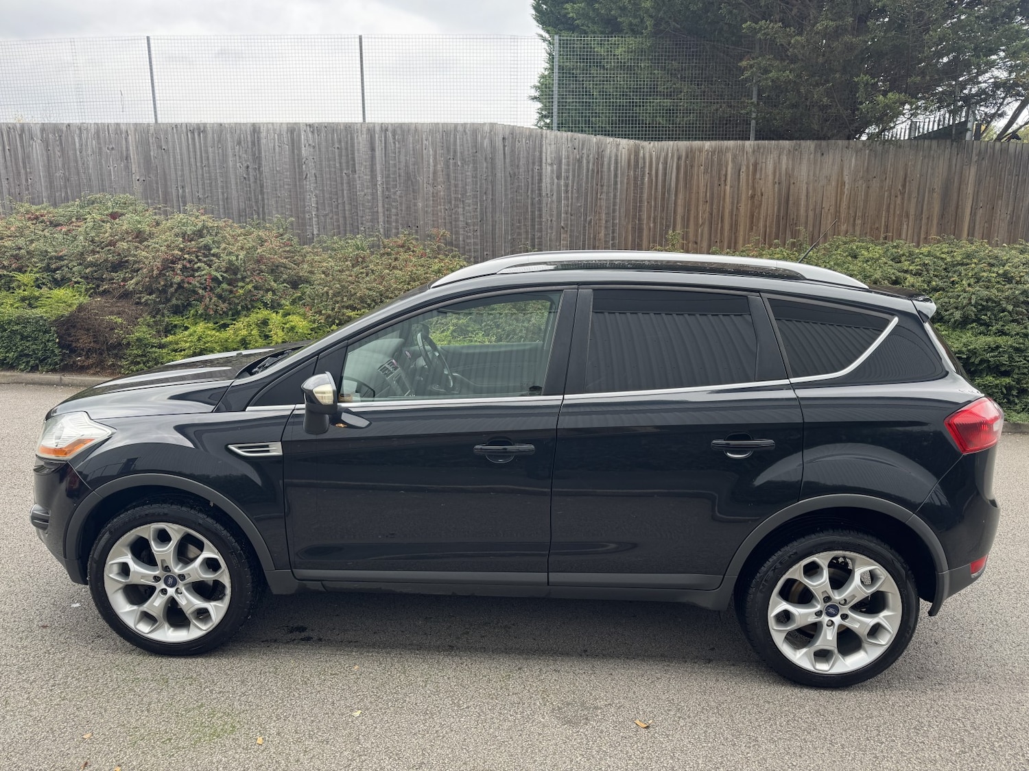 Used Ford Kuga 2012 for sale - 76316406: Photo 3