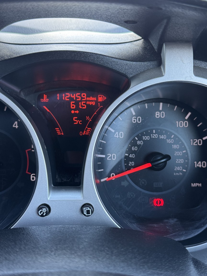 Used Nissan Juke 2015 for sale - 76699361: Photo 17