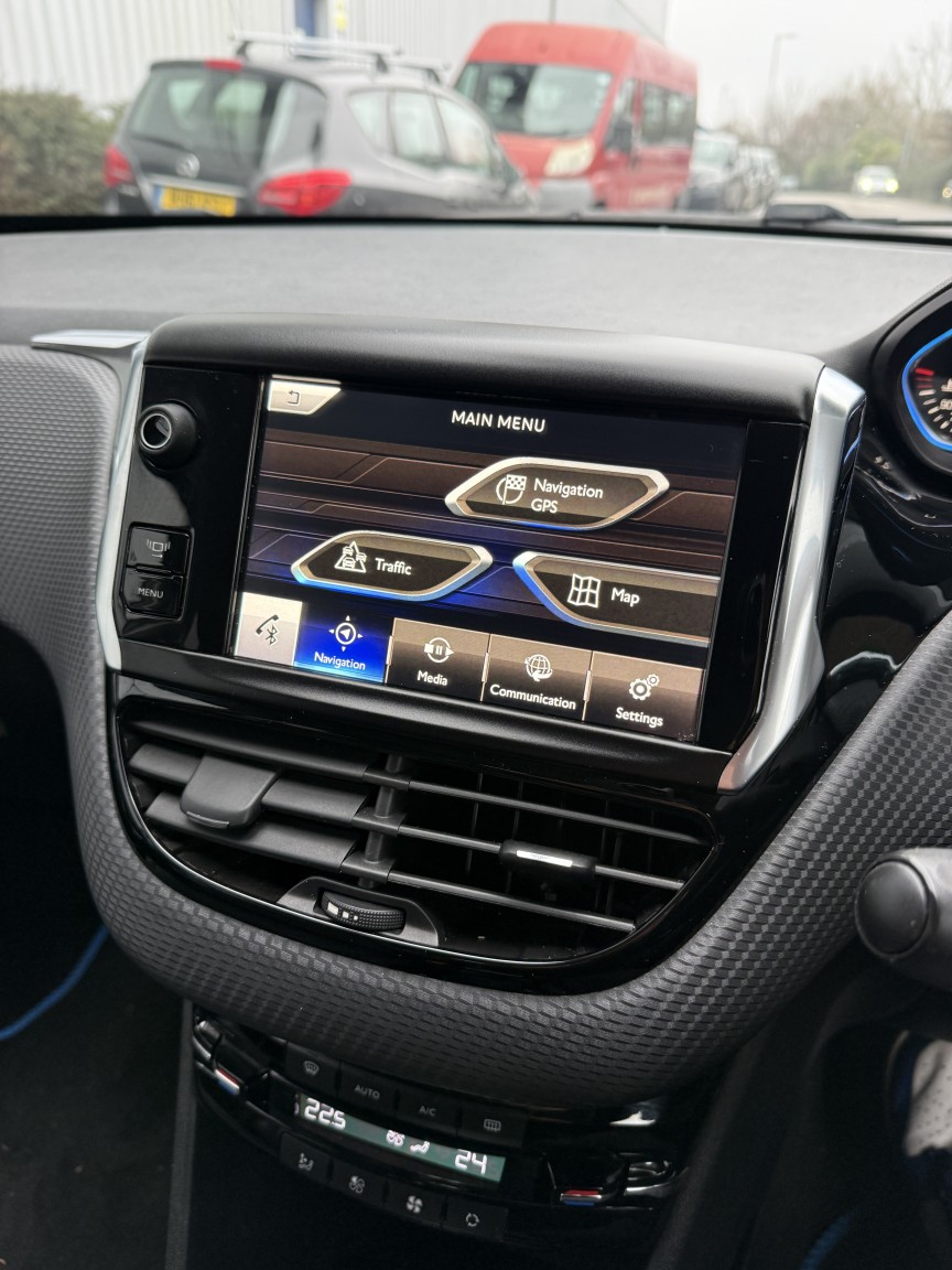 Used Peugeot 2008 2014 for sale - 77027933: Photo 19