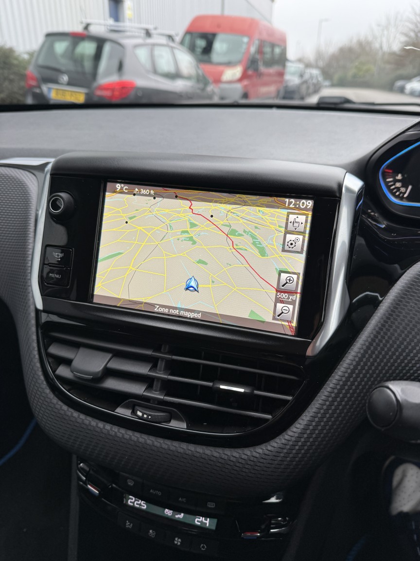 Used Peugeot 2008 2014 for sale - 77027933: Photo 20