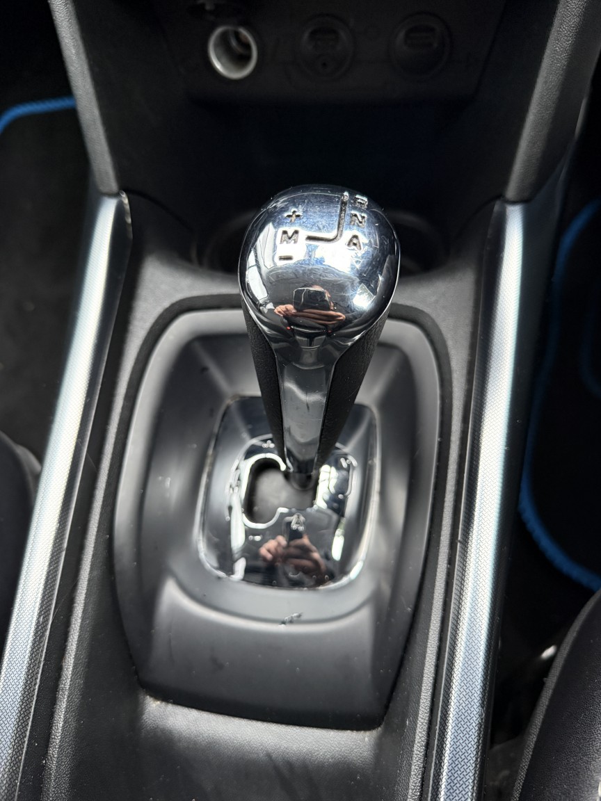 Used Peugeot 2008 2014 for sale - 77027933: Photo 21