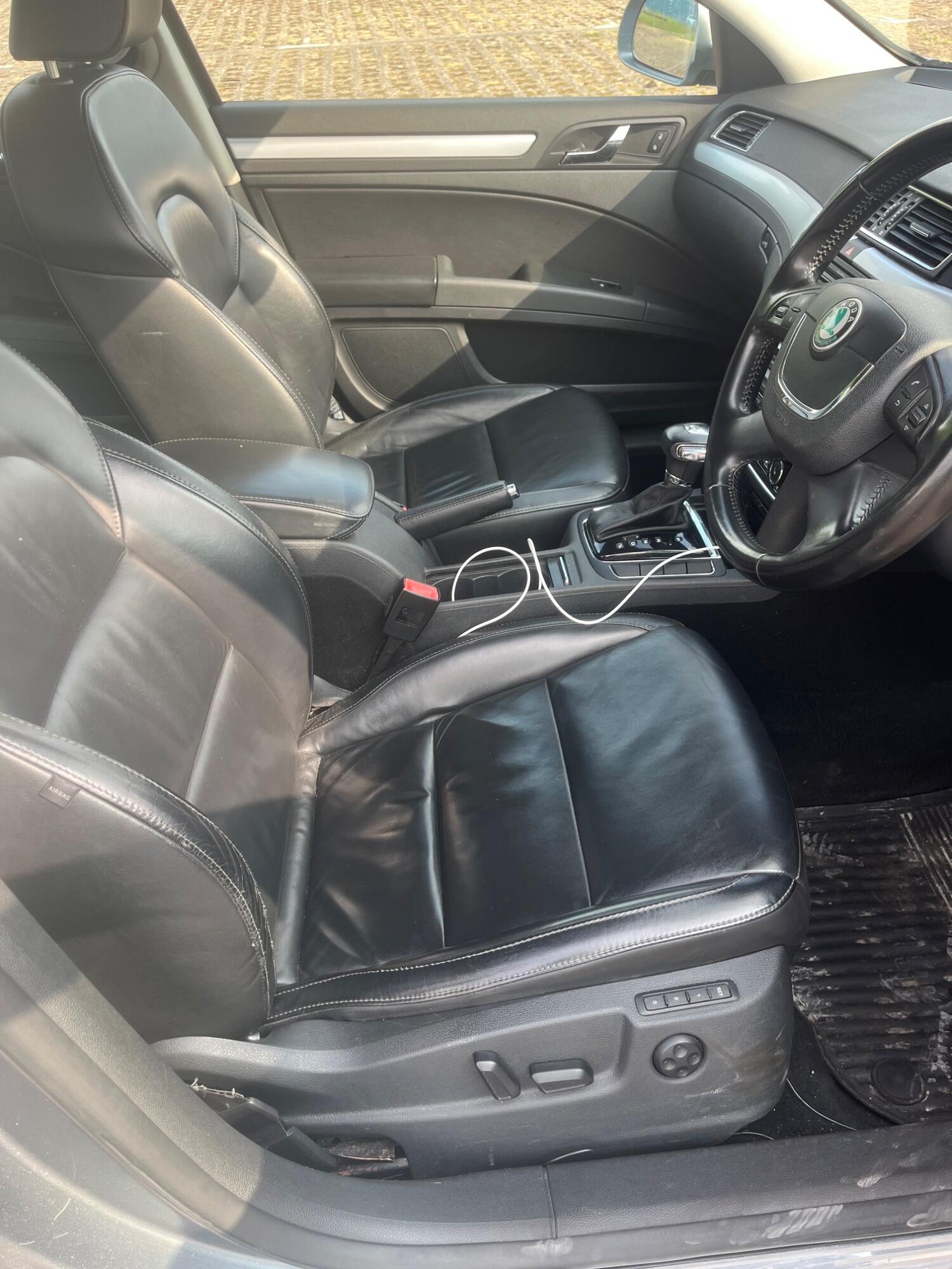 Used Skoda Superb 2012 for sale - 76793505: Photo 12