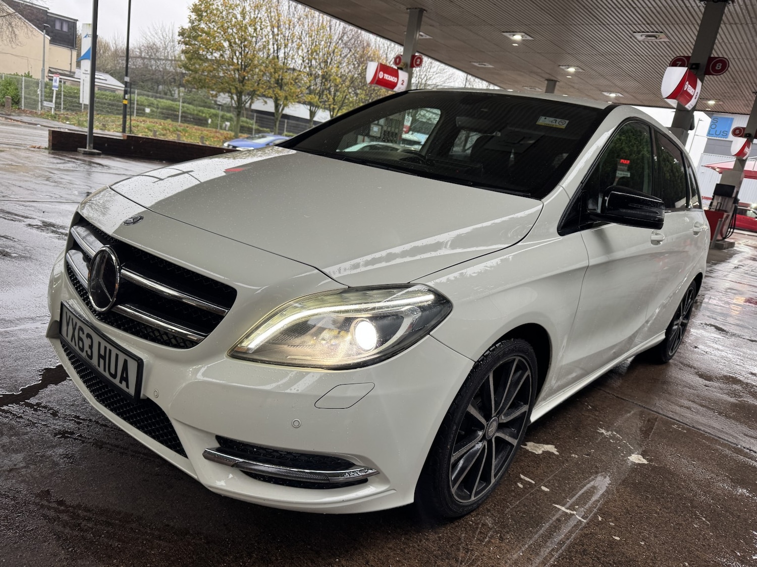 Used Mercedes-Benz B Class 2013 for sale - 76662687: Photo 2