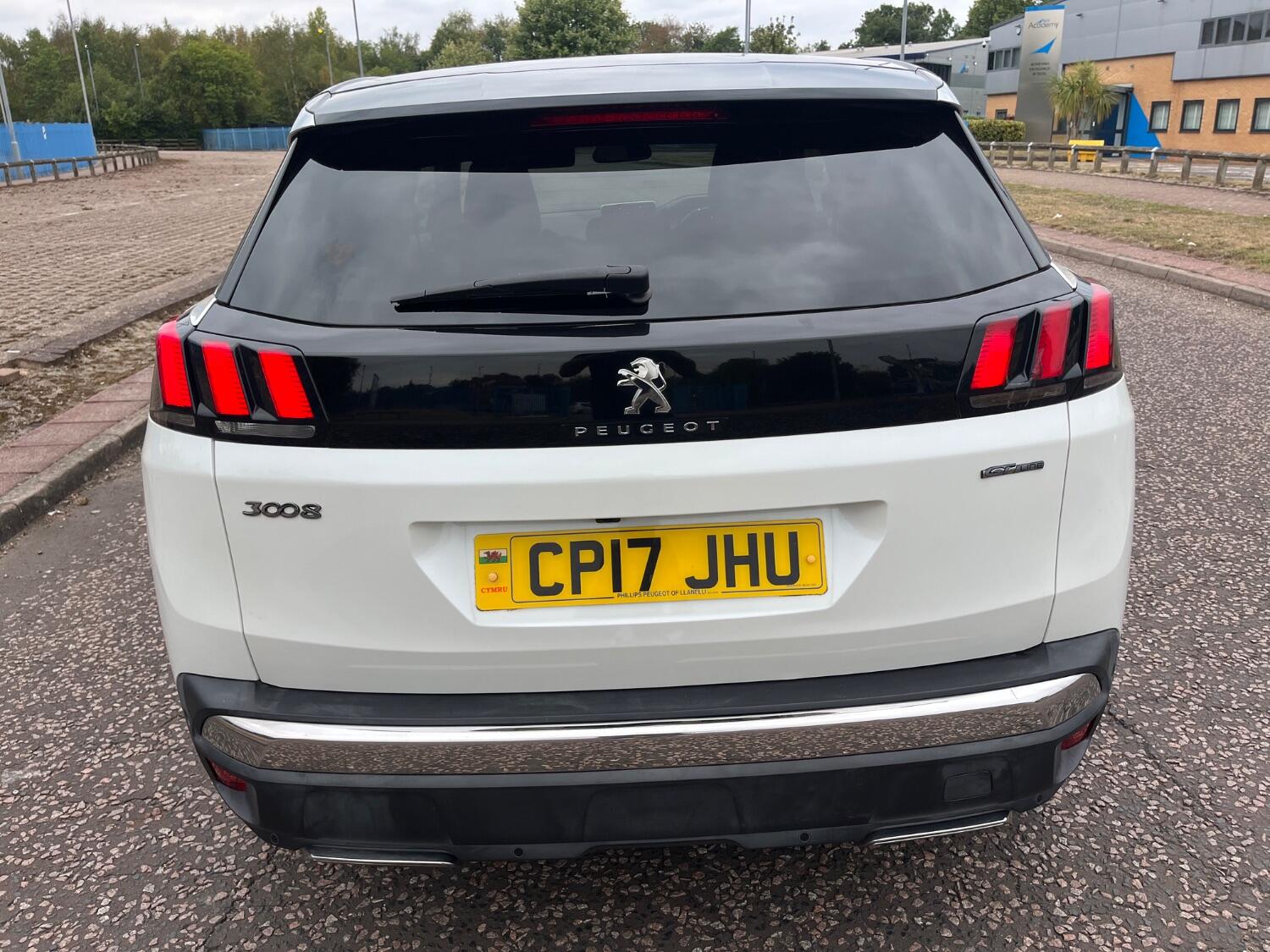 Used Peugeot 3008 2017 for sale - 76793447: Photo 5