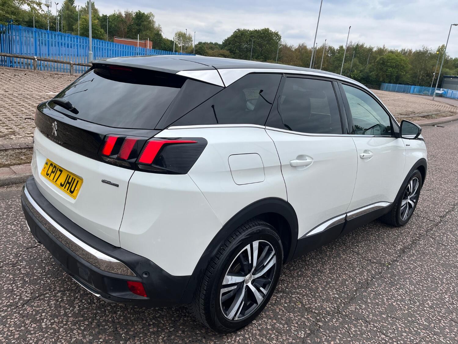 Used Peugeot 3008 2017 for sale - 76793447: Photo 6
