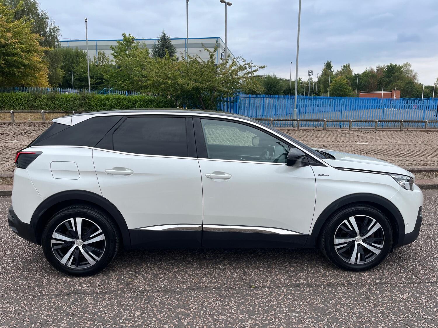 Used Peugeot 3008 2017 for sale - 76793447: Photo 7