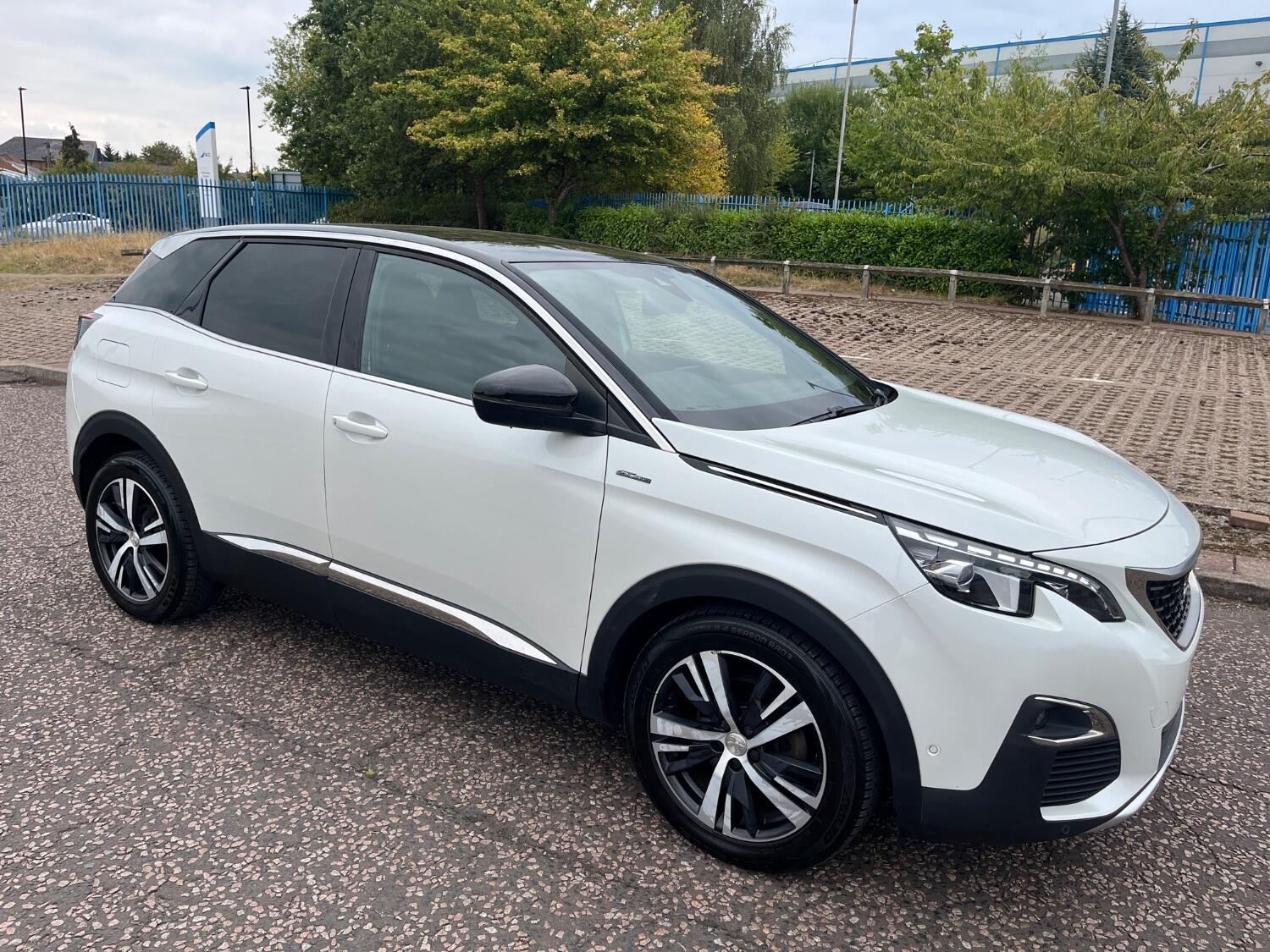 Used Peugeot 3008 2017 for sale - 76793447: Photo 9