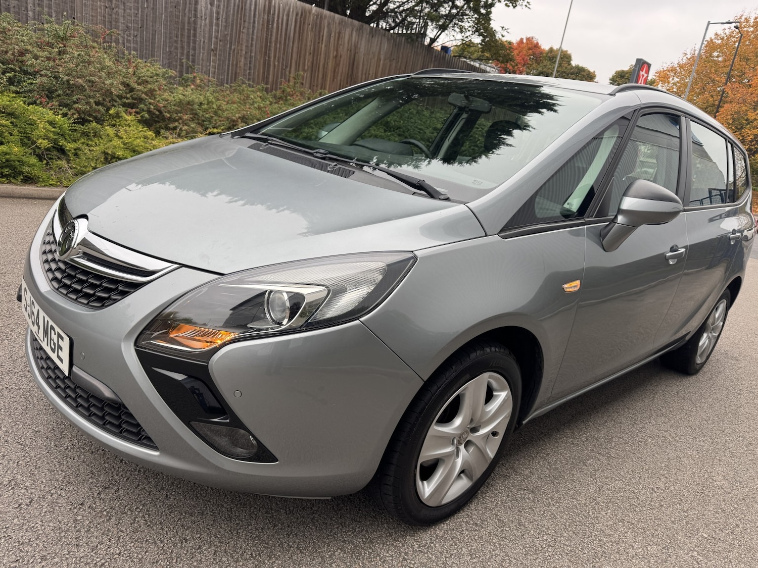 Used Vauxhall Zafira Tourer 2014 for sale - 76293218: Photo 2