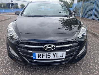 Used Hyundai i30 2015 for sale - 79395147: Photo