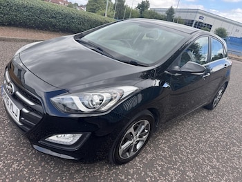 Used Hyundai i30 2015 for sale - 79395147: Photo