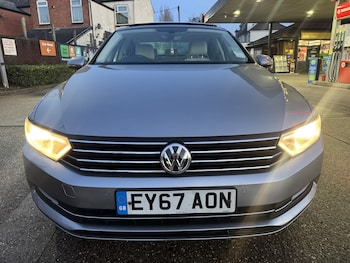 Used Volkswagen Passat 2017 for sale - 77014812: Photo