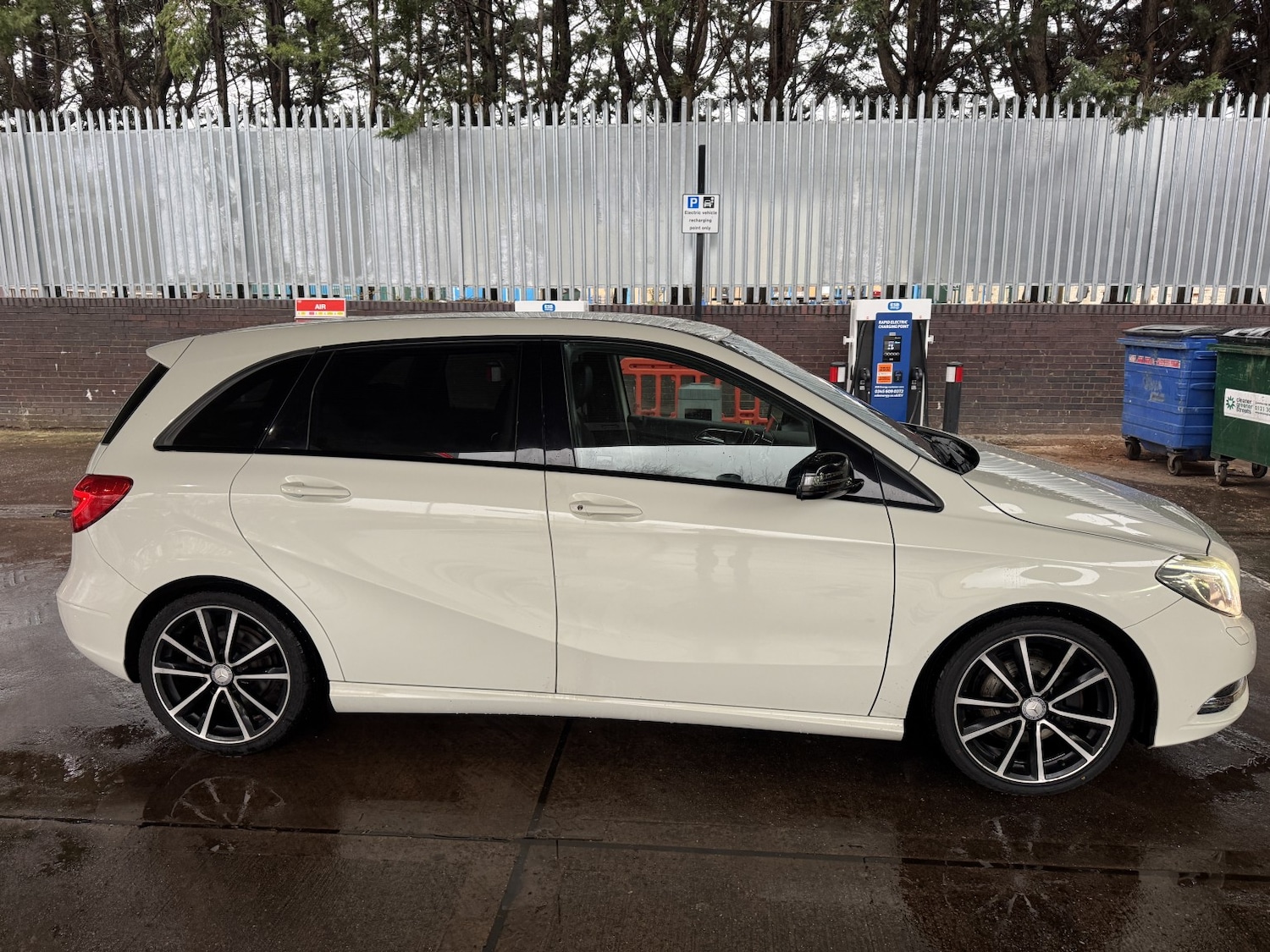 Used Mercedes-Benz B Class 2013 for sale - 77207161: Photo 7