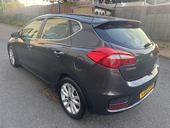 Used Kia Ceed 2015 for sale - 79257629: Photo
