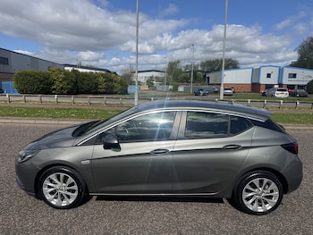 Used Vauxhall Astra 2016 for sale - 78300444: Photo
