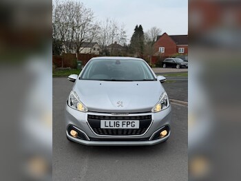 Used Peugeot 208 2016 for sale - 78266925: Photo