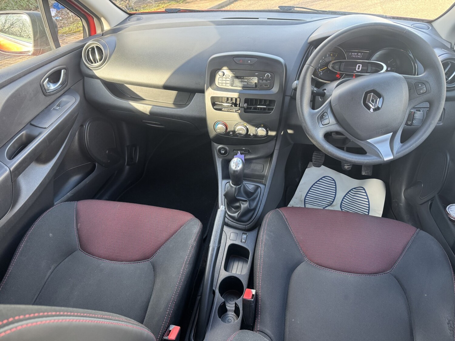 Used Renault Clio 2016 for sale - 77896150: Photo 19