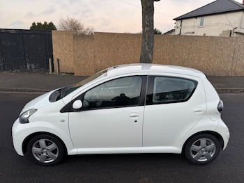 Used Toyota AYGO 2012 for sale - 76793491: Photo