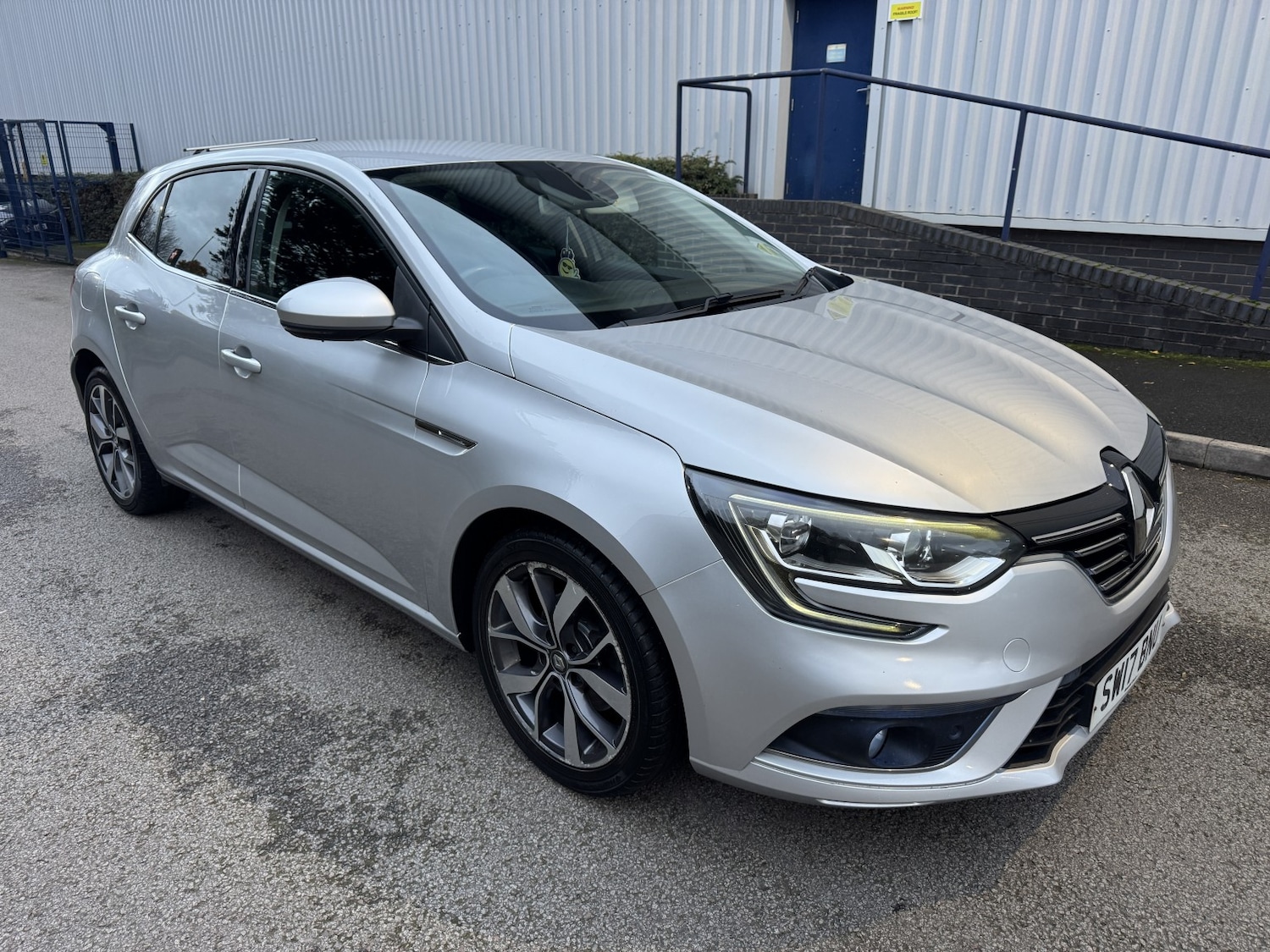 Used Renault Megane 2017 for sale - 77464975: Photo 8