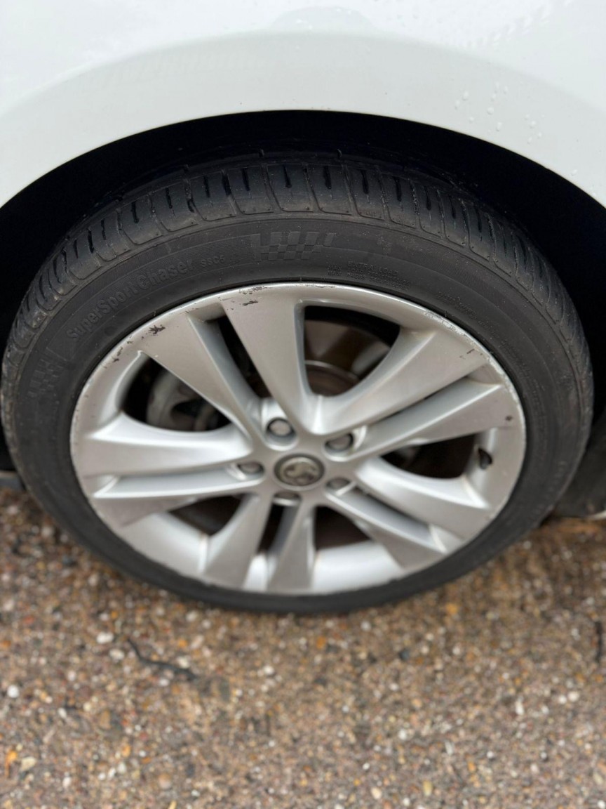 Used Vauxhall Zafira Tourer 2016 for sale - 77189297: Photo 11