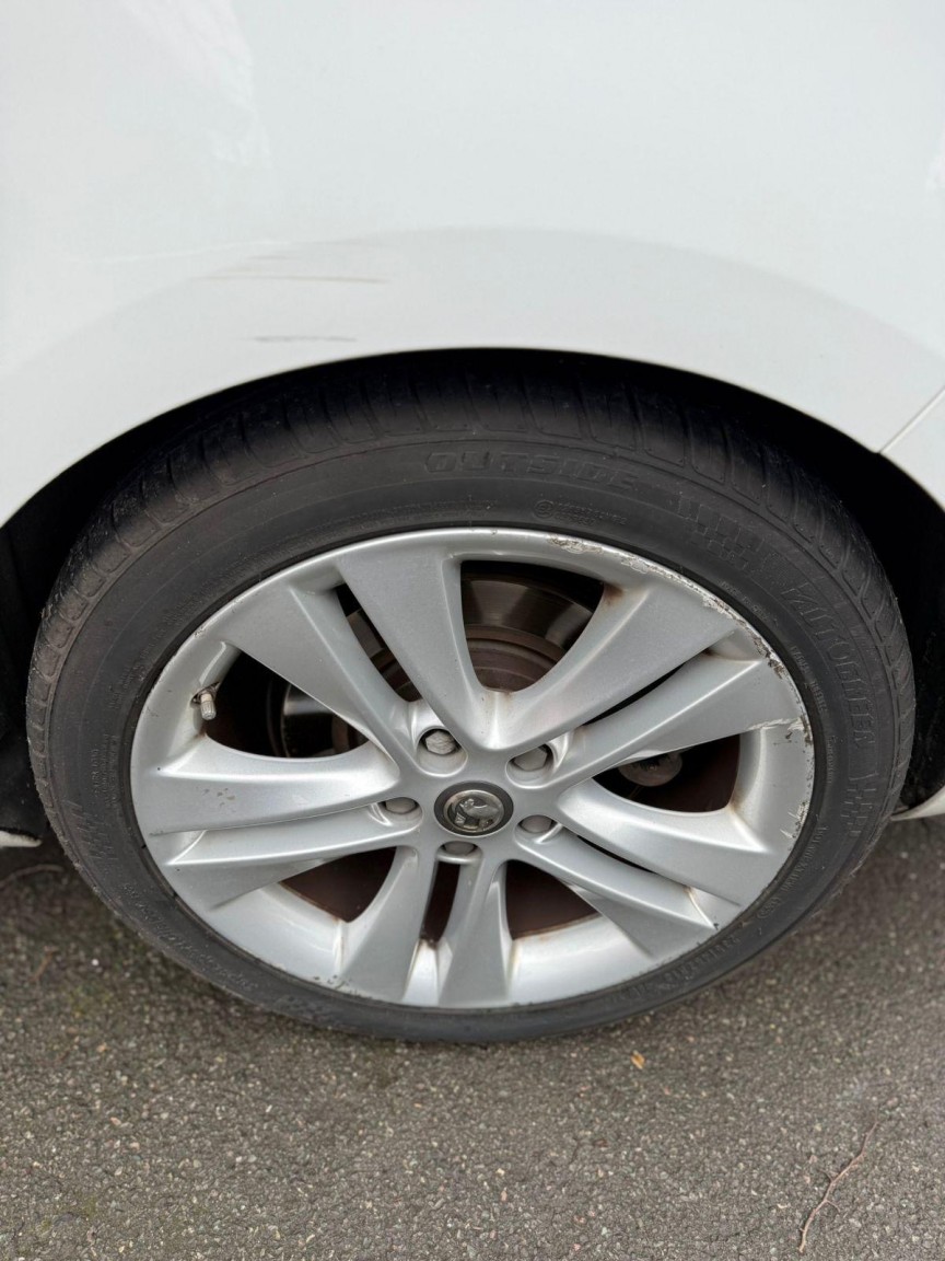 Used Vauxhall Zafira Tourer 2016 for sale - 77189297: Photo 12