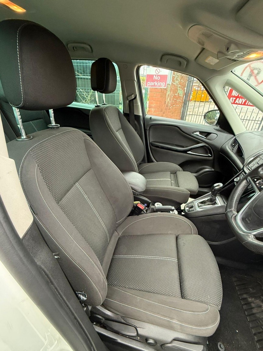 Used Vauxhall Zafira Tourer 2016 for sale - 77189297: Photo 16