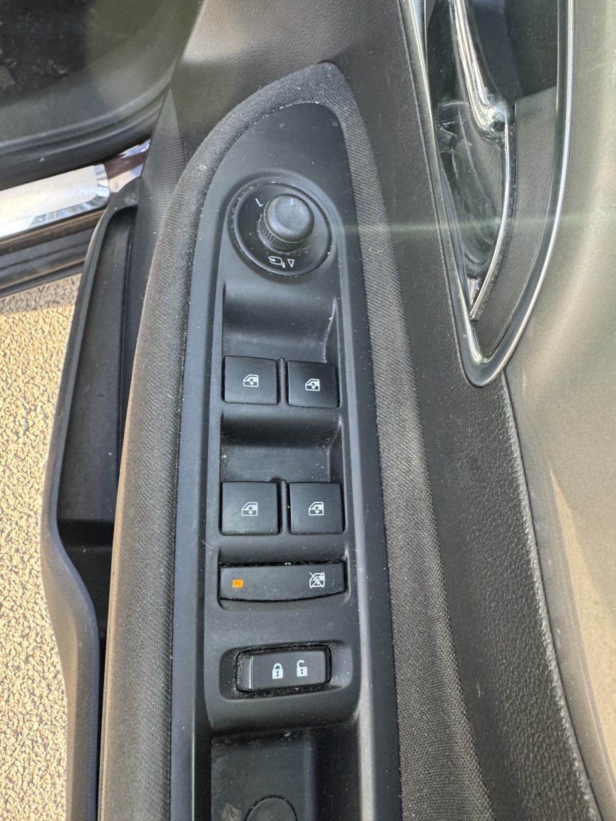 Used Vauxhall Mokka 2015 for sale - 77897843: Photo 18