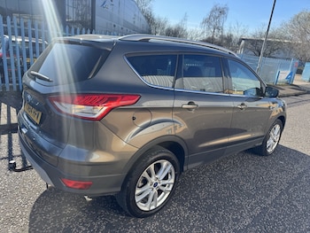 Used Ford Kuga 2015 for sale - 77961980: Photo