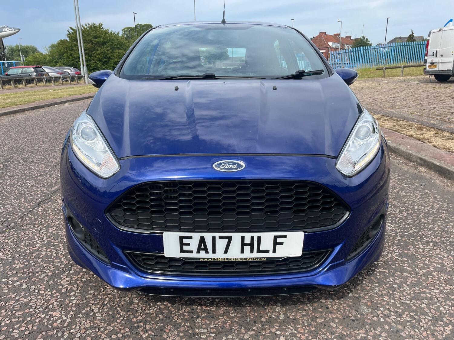 Used Ford Fiesta 2017 for sale - 76793469: Photo 1