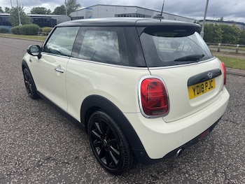 Used MINI Hatch 2018 for sale - 78833525: Photo